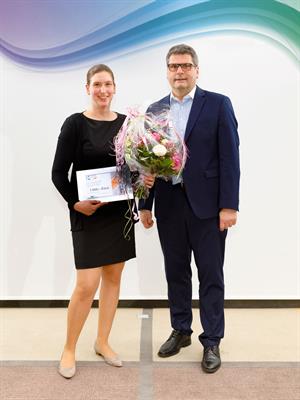 Dr. Natascha Köstlin mit dem Direktor des NNI Dr. Mike Possner