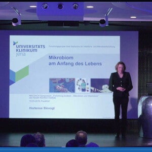 Mikrobiom am Anfang des Lebens (videos)